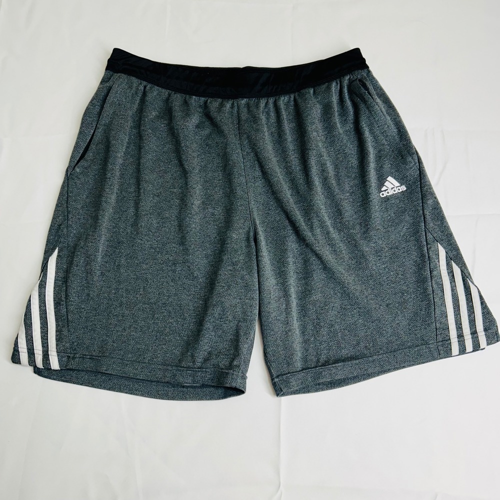 Adidas Training Shorts Mens XL Gray Heathered 3-Stripe Athletic Gym Workout